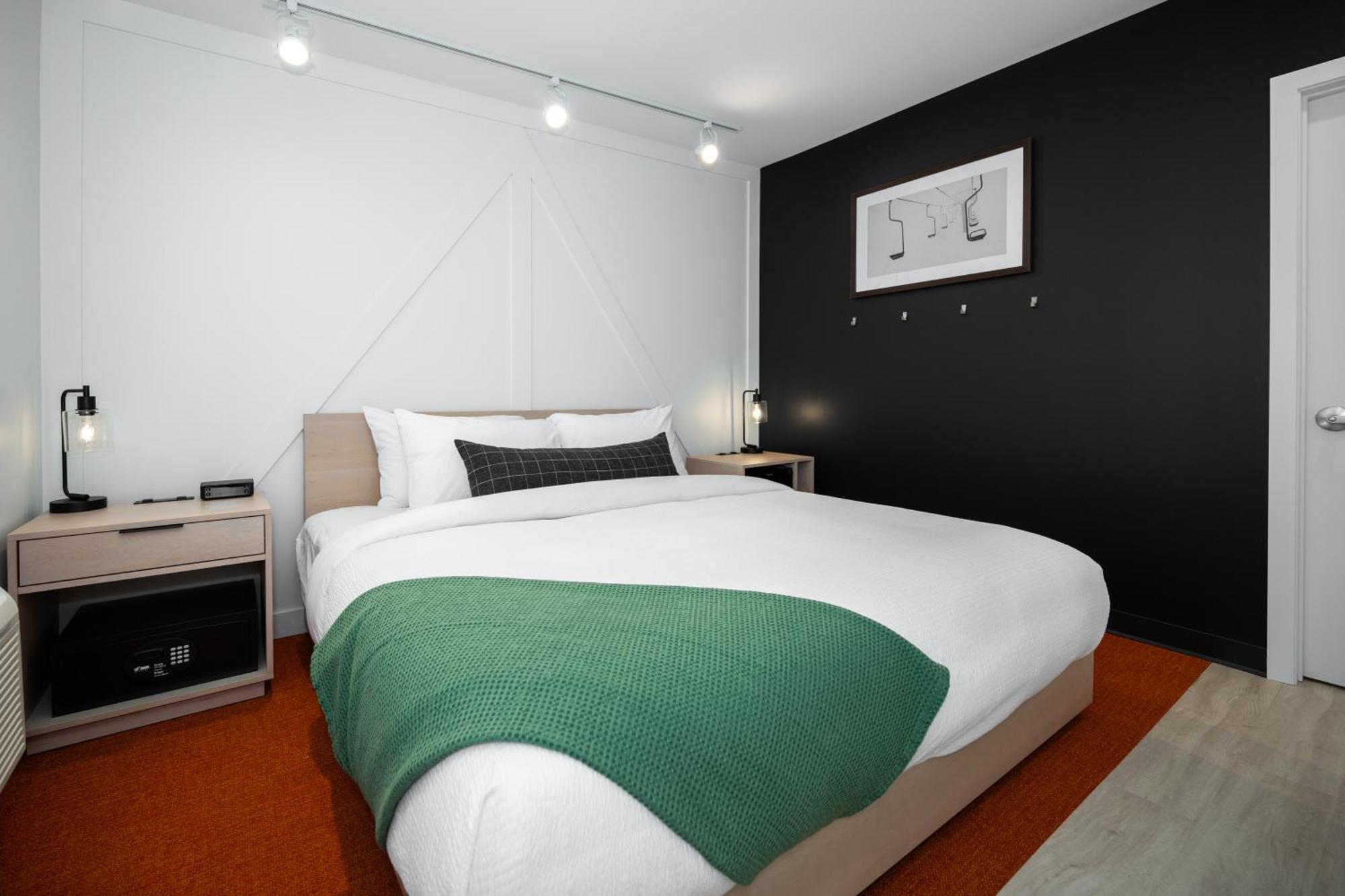 Vrge Revelstoke Hotell Eksteriør bilde